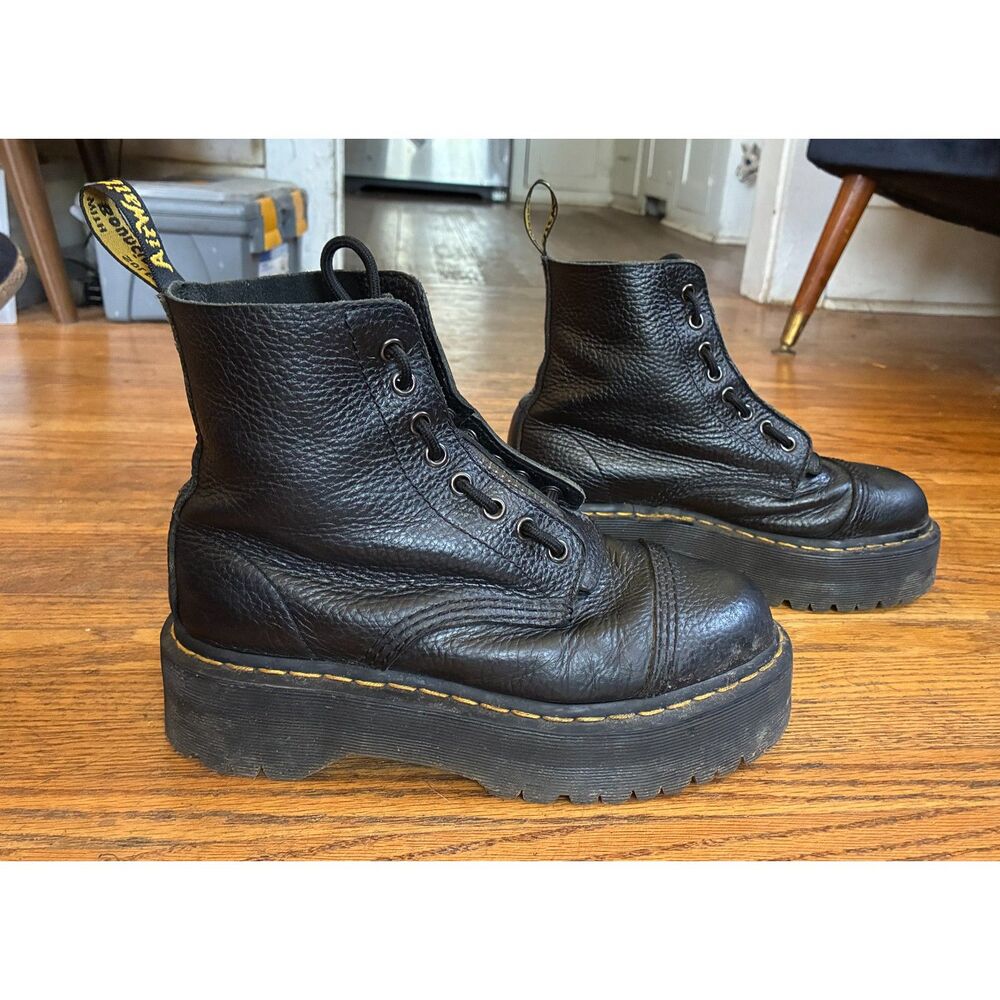 Dr. Martens Black Sinclair Lace Up Zip Platform Boots Women's Size 8 - Picture 4 of 9